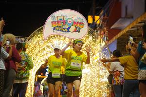 BIB: 50161, 90159
                            <button type="button" onclick="openModal(21831797)" class="btn btn-primary btn-sm float-right btn-popup" data-toggle="modal" data-target=".modal-high-quality">
                        <i class="fas fa-shopping-cart"></i> Add to Cart
                    </button>
                                            <button type="button" onclick="isThisMe(21831797, true)" class="btn btn-success btn-sm float-right btn-popup btn-isme hidden" data-toggle="tooltip" data-placement="bottom" title="นี่คือรูปของคุณใช่ไหม คลิกที่นี่เพื่อเอาเข้าอัลบั้ม">
                        <i class="fas fa-plus"></i> Add to album
                    </button>
                    <button type="button" onclick="isThisMe(21831797, false)" class="btn btn-warning btn-sm float-right btn-popup btn-isnotme hidden">
                        <i class="fas fa-ban"></i> Remove from album
                    </button>